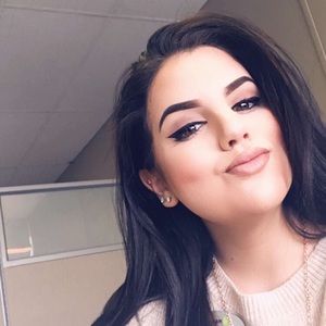 Meet your Posher, Paloma